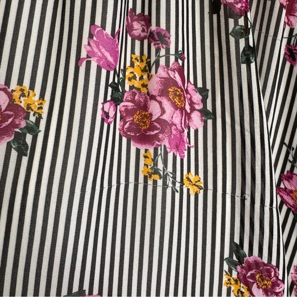 Torrid Midi Chiffon Floral Skater Skirt Torrid Size 2x - Picture 7 of 12